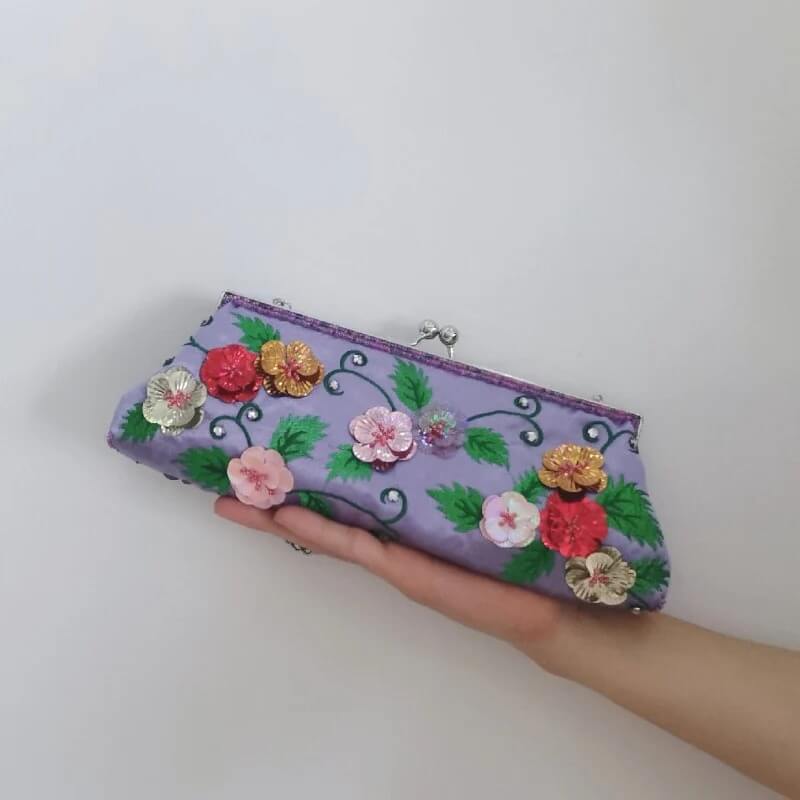 Elegant Handcrafted Beaded Embroidery Clip Clutch Purse