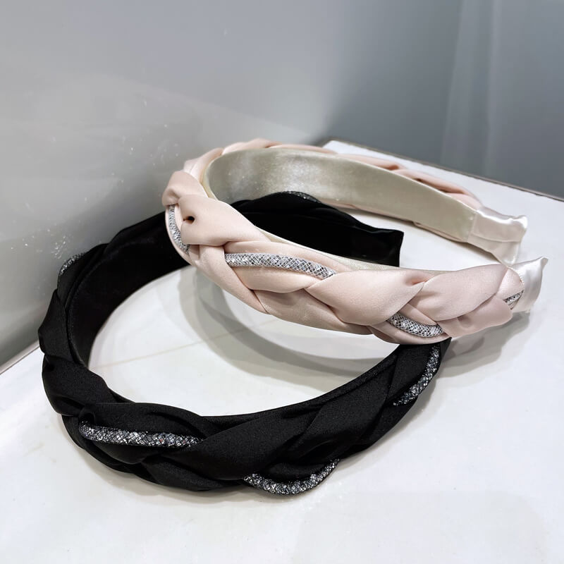 Twist Design Simplicity Black Headband - - Luxury Accessories by WAAMII
