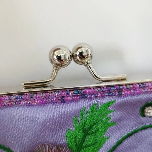Elegant Handcrafted Beaded Embroidery Clip Clutch Purse