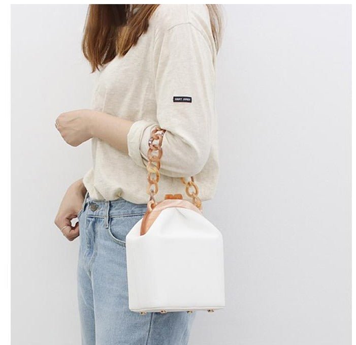 New Fashion Bucket Box Messenger With Acrylic Chains bags WAAMII