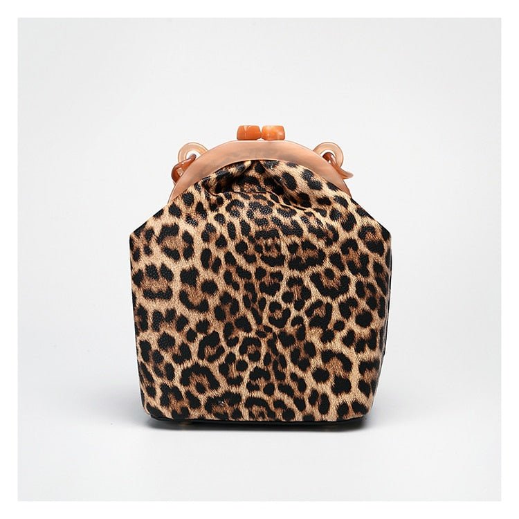 New Fashion Bucket Box Messenger With Acrylic Chains - - Luxury bags by WAAMII