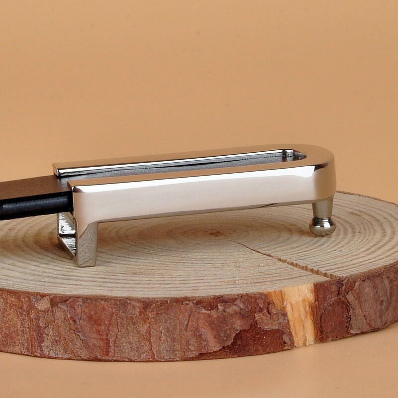 Elegant Thin Leather Belt with Silver U Buckle