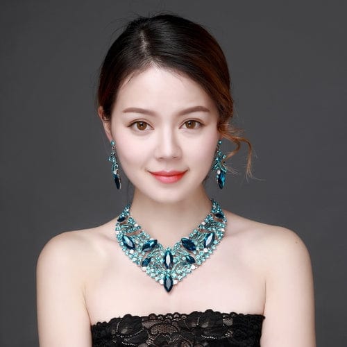 Floral Gemstones Bib Statement Necklace And Earring Jewelry Set Jewelry WAAMII 01  